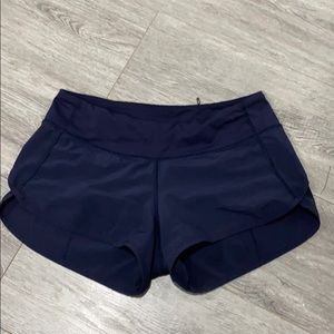navy blue lululemon shorts
